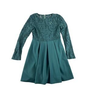 Xtraordinary green fit and flare floral lace mini dress size Medium Y2K 90s
